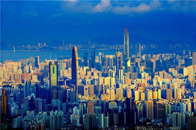 成为广州高端商务兼职模特的机会与挑战